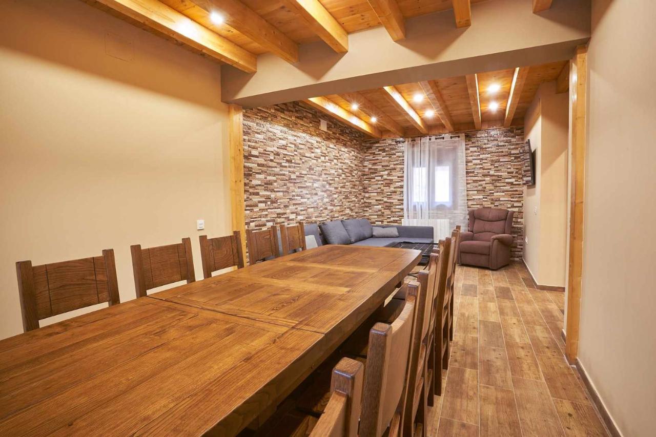 Casa Rural Nueve Villas Amusco Bagian luar foto